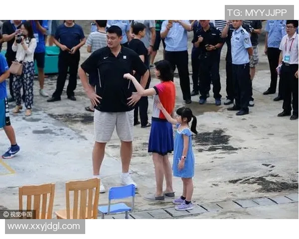 姚明家庭成员揭秘：他家有几口人以及他们的生活故事