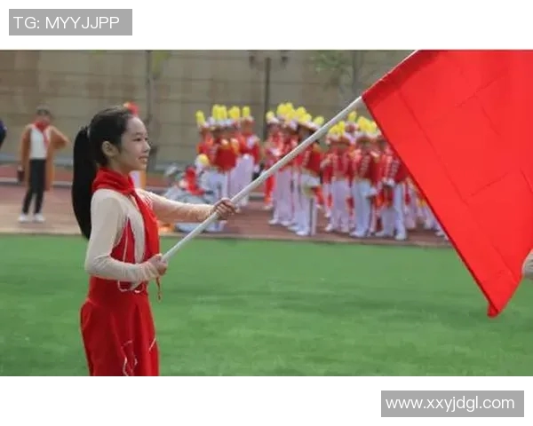 儿童足球明星卫衣让小球员尽显风采与活力的时尚选择